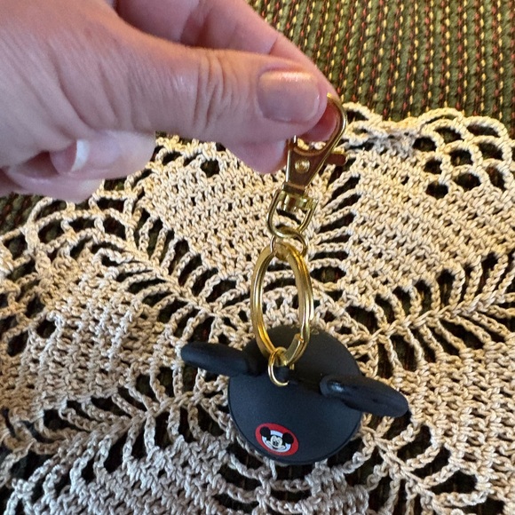 Disney Parks Black Mickey Mouse Ears Key Gold Clip Chain WDW “Best Husband” - Picture 3 of 5